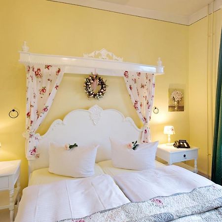 Schlosshotelgedern Esterno foto