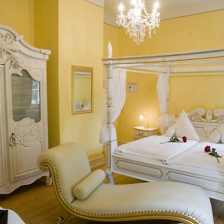 Schlosshotelgedern Esterno foto