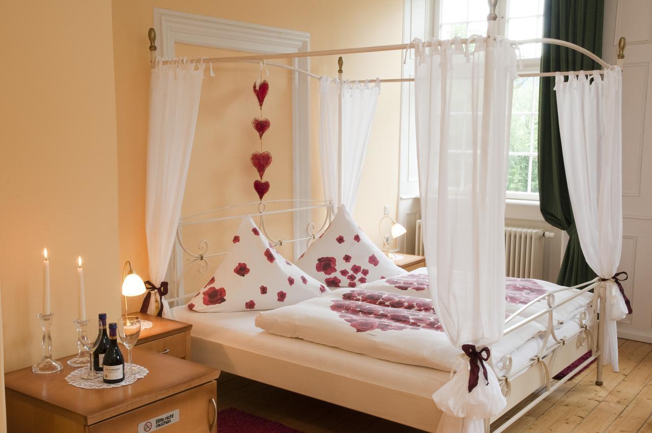 Schlosshotelgedern Esterno foto