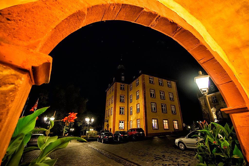 Schlosshotelgedern Esterno foto