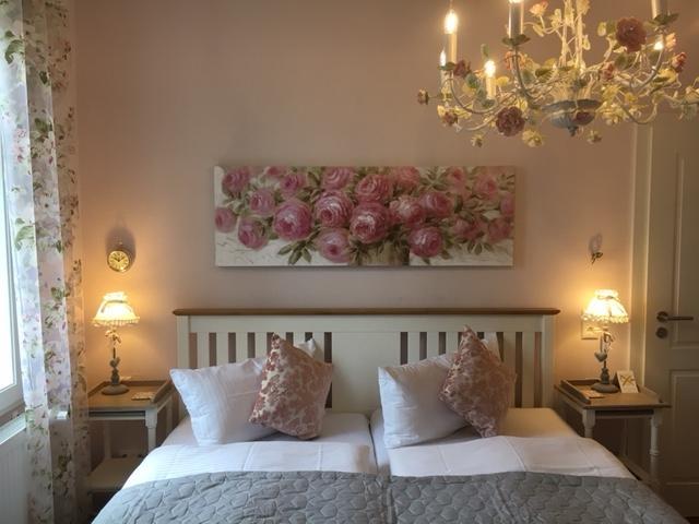 Schlosshotelgedern Esterno foto